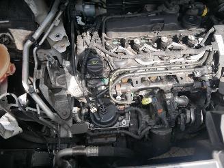 Peugeot Expert MOTORSCHADE TANDRIEM GEBROKEN picture 7