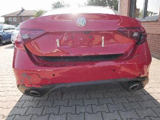 Alfa Romeo Giulia VELOCE Q4 BI-XENON LEER APPLE CARPLAY 4x4 picture 5