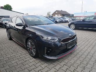 Kia Proceed GT picture 2