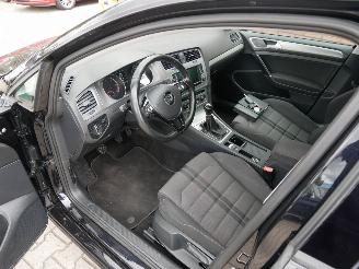 Volkswagen Golf 1.6 TDI COMFORTLINE picture 5