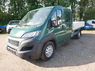 damaged commercial vehicles Peugeot Boxer L4 PICK UP DUBBELCABINE MOTORSCHADE 2020/10