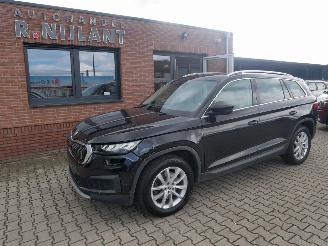 Voiture accidenté Skoda Kodiaq 7 PERSOONS LEER LED 4X4 2023/4