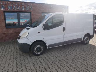 skadebil bedrijf Opel Vivaro L1H1 2012/6