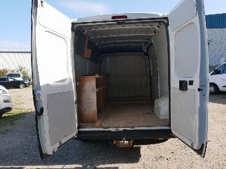 Peugeot Boxer L2H2 MOTORSCHADE picture 11