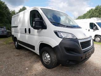 Vaurioauto  commercial vehicles Peugeot Boxer L1H1 MOTORSCHADE 2020/8