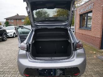 Peugeot 208 ALLURE picture 16