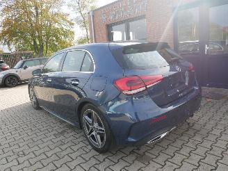Mercedes A-klasse A 200 D AMG LINE ALCANTARA picture 4