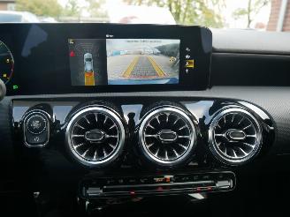 Mercedes A-klasse A 200 D AMG LINE ALCANTARA picture 15