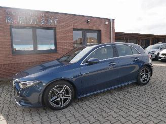 krockskadad bil auto Mercedes A-klasse A 200 D AMG LINE ALCANTARA 2022/11