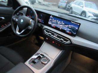 BMW 3-serie 320E Touring Aut.PluginHybrid WideScreen Cockpit Navi CruiseControl Pdc ..... picture 17