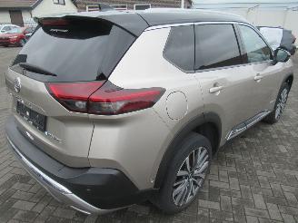 Schadeauto Nissan X-Trail E-Power Hybrid Aut.E-4orce AWD  TEKNA  Climatronic Leer Navi Camera Panorama-SchuifDak  Stoel/Stuur Verwarming.... 2023/2