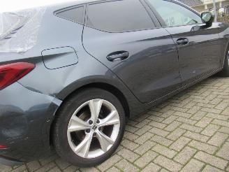 Seat Leon Leon 1.0TSI  FR  Climatronic Navi HalfLeer Stoel/StuurVerwarming Keyless-Go ... picture 9
