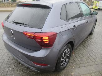 Volkswagen Polo 1.0TSI 95pk Climatronic Navi Camera CruiseControl..... picture 4