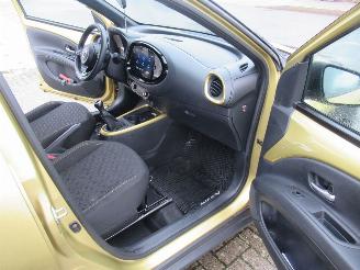 Toyota Aygo AYGO-X 1.0 32.300km Climat Navi Camera..... picture 13