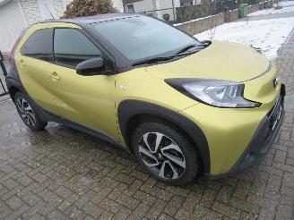 Toyota Aygo AYGO-X 1.0 32.300km Climat Navi Camera..... picture 2