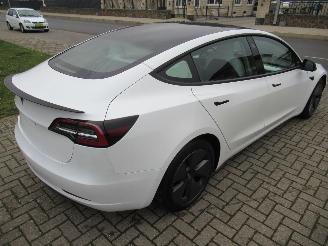 Schadeauto Tesla Model 3 Tesla 3  78.600km!! Leer Navi Panorama-Dak Camera Stoel/StuurVerwarming...... 2021/12