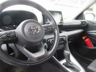 Toyota Yaris 1.5HYBRID Aut. 56.200km  Climat Camera CruiseControl....... picture 13