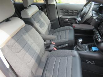 Citroën C3 1.2 PureTech Start&Stop 27.700km!! Airco-Aut Navi HalfLeer Keyless-Start Parktronic CruiseControl picture 14