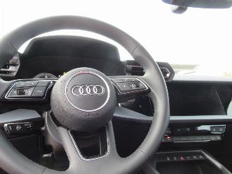 Audi A3 Sportback 2.0TDI Climatronic Navi Sonos-Sound StoelVerwarming Front Assist.... picture 18