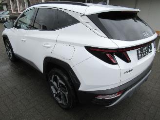 Schadeauto Hyundai Tucson 1.6 HYBRID Aut.28.985km Climatronic Leer Navi Camera Stoel/Stuur Verwarming Krell-Sound 2024/6