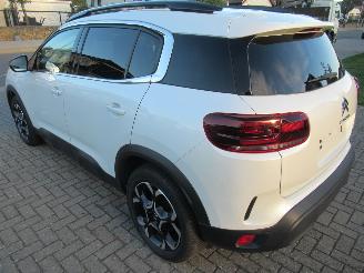 Vaurioauto  passenger cars Citroën C5 Aircross 1.5BlueHdi 130 AUT.S&S VirtualCockpit Leer/Alcantara Keyless-Go StoelVerwarming Navi>Android auto 2023/2