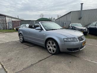 Audi A4 3.0 v6 Cabriolet picture 2