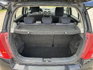 Suzuki Swift 1.3 Comfort picture 12