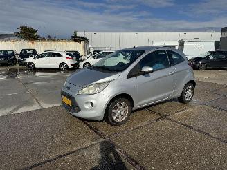 krockskadad bil auto Ford Ka 1.2 TREND 2009/2