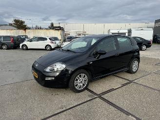 Vaurioauto  passenger cars Fiat Punto Evo 1.3 M-jet Street 2014/11