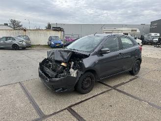 Voiture accidenté Ford Ka+ 1.2 Active 2018/2