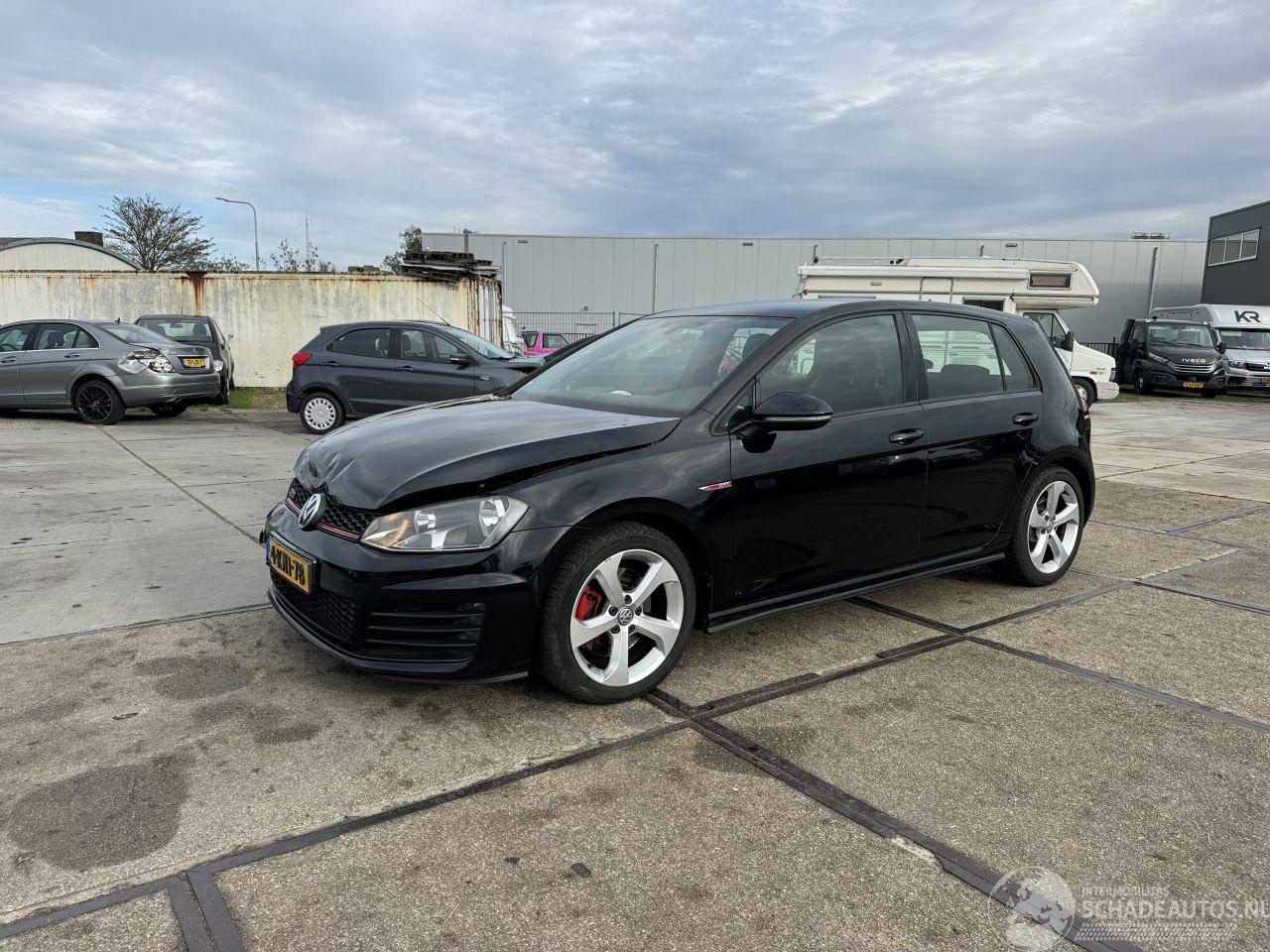 Volkswagen Golf 2.0 TSI GTI 5 drs