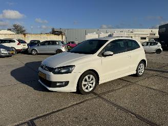 krockskadad bil auto Volkswagen Polo 1.2 TDI 2011/9