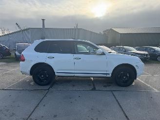 Porsche Cayenne 4.5 S picture 21
