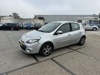 Avarii autoturisme Renault Clio 1.5 DCI Collection 2012/1