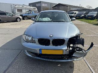 BMW 1-serie 116i picture 10