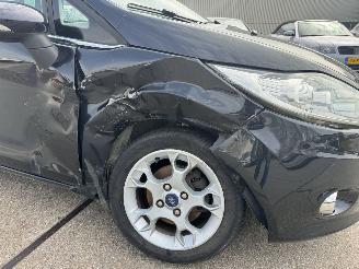 Ford Fiesta 1.25 Titanium picture 18