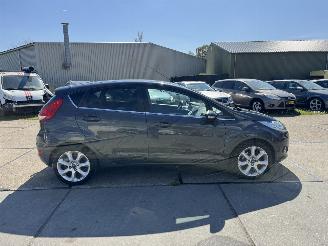 Ford Fiesta 1.6 TDCI Titanium picture 22