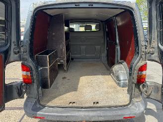 Volkswagen Transporter 2.5 TDI picture 14