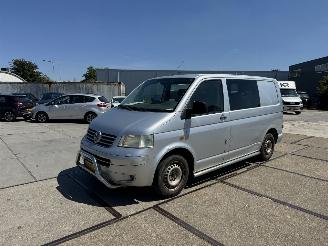 Volkswagen Transporter 2.5 TDI Aut. DC 2005/10
