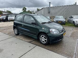 Toyota Yaris 1.0 16v  VVT-i Sol picture 2