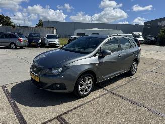 krockskadad bil auto Seat Ibiza ST  1.2 TDI Copa Eco 2012/1