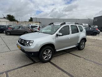 Coche accidentado Dacia Duster 1.2 TCe Prestige 2016/3