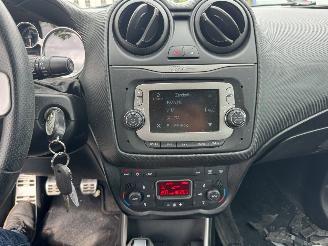 Alfa Romeo MiTo 0.9 Twin Air Esclusivo picture 8