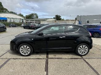 Alfa Romeo MiTo 0.9 Twin Air Esclusivo picture 15