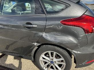 Ford Focus 1.0 Trend picture 15