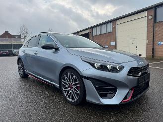 Schadeauto Kia Ceed Ceed GT Pano 204PK Automaat VOLLE auto! 2024/1