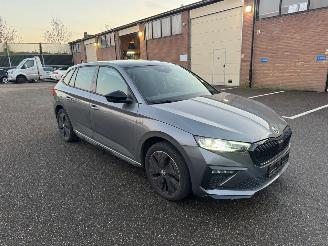krockskadad bil auto Skoda Scala Monte Carlo 1.0 85 kw Pano automaat 2024/1