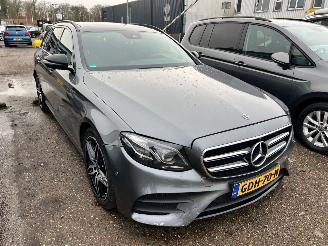 krockskadad bil auto Mercedes E-klasse 400 d 4 matic AMG Pano 2019/7