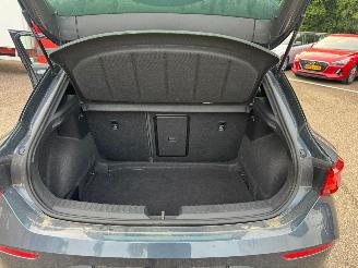 Cupra Leon Cupra Leon Pano Kuipstoelen sfeer verlichting picture 8