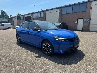 Avarii autoturisme Opel Corsa GS LINE 130PK PANO AUTOMAAT Camera Stuur &Stoelverwarming Rijbare schade 2024/5